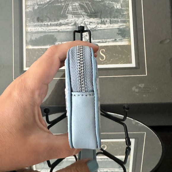 Coach Zip Card Case In Sketch Signature Canvas Ice Blue - Picture 7 of 11